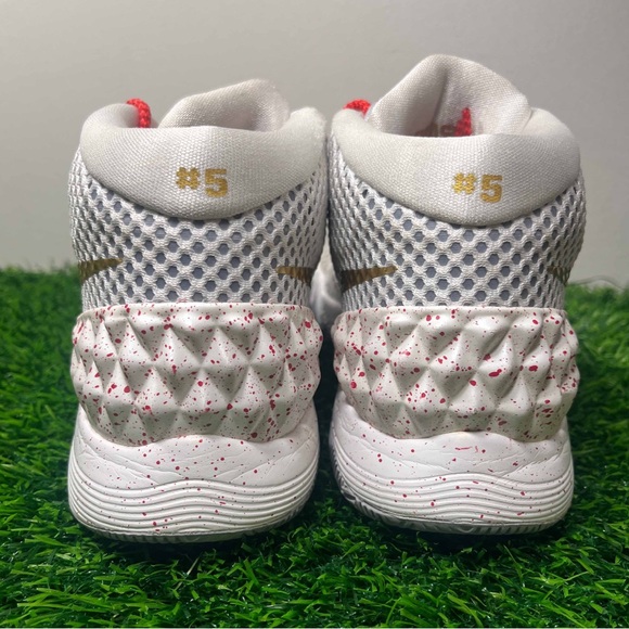 kyrie 1 white and gold